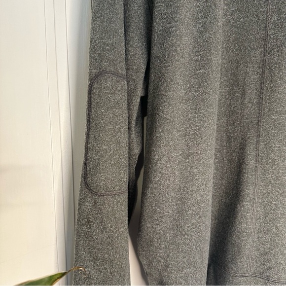 Greg Norman XL men dark gray sweater - Picture 10 of 14